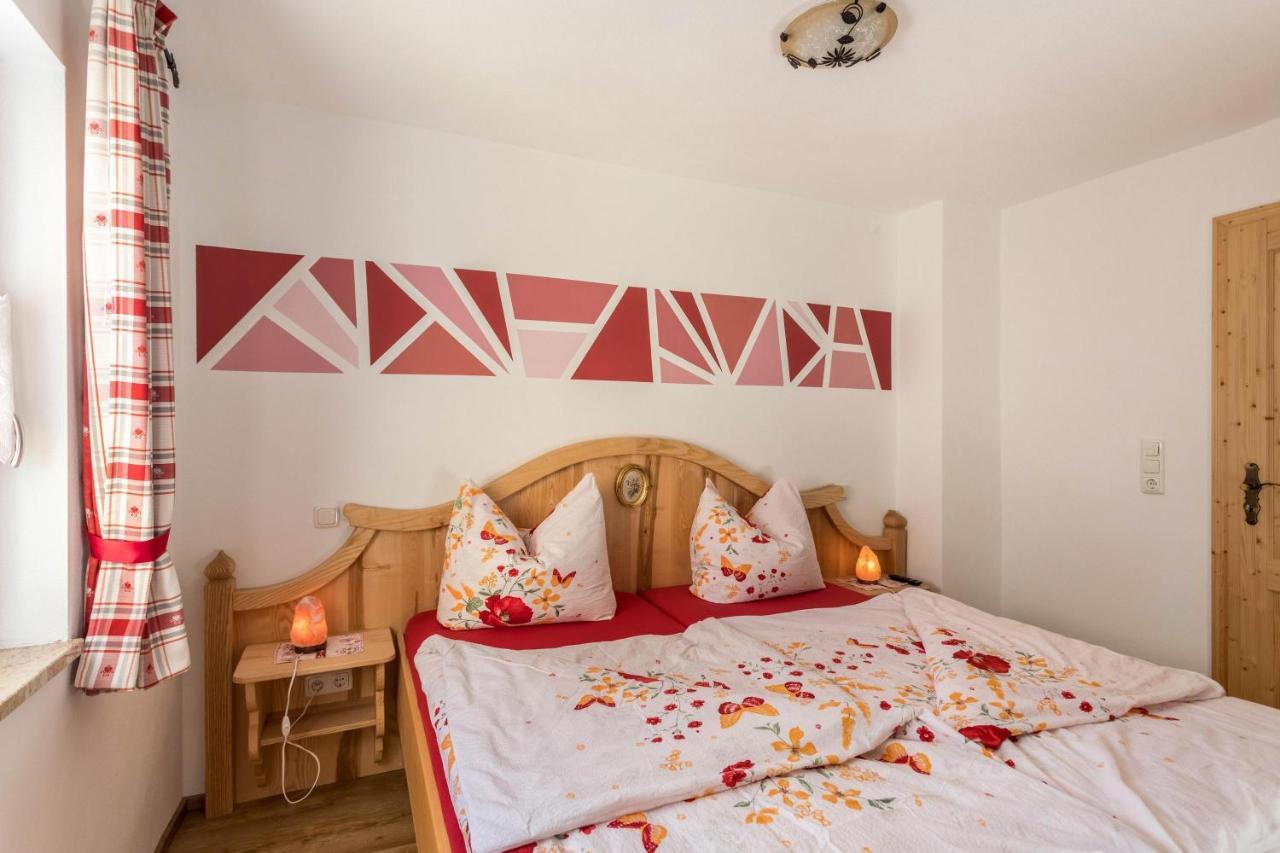 Ferienwohnung Granat มิทเทนวัลด์ ภายนอก รูปภาพ