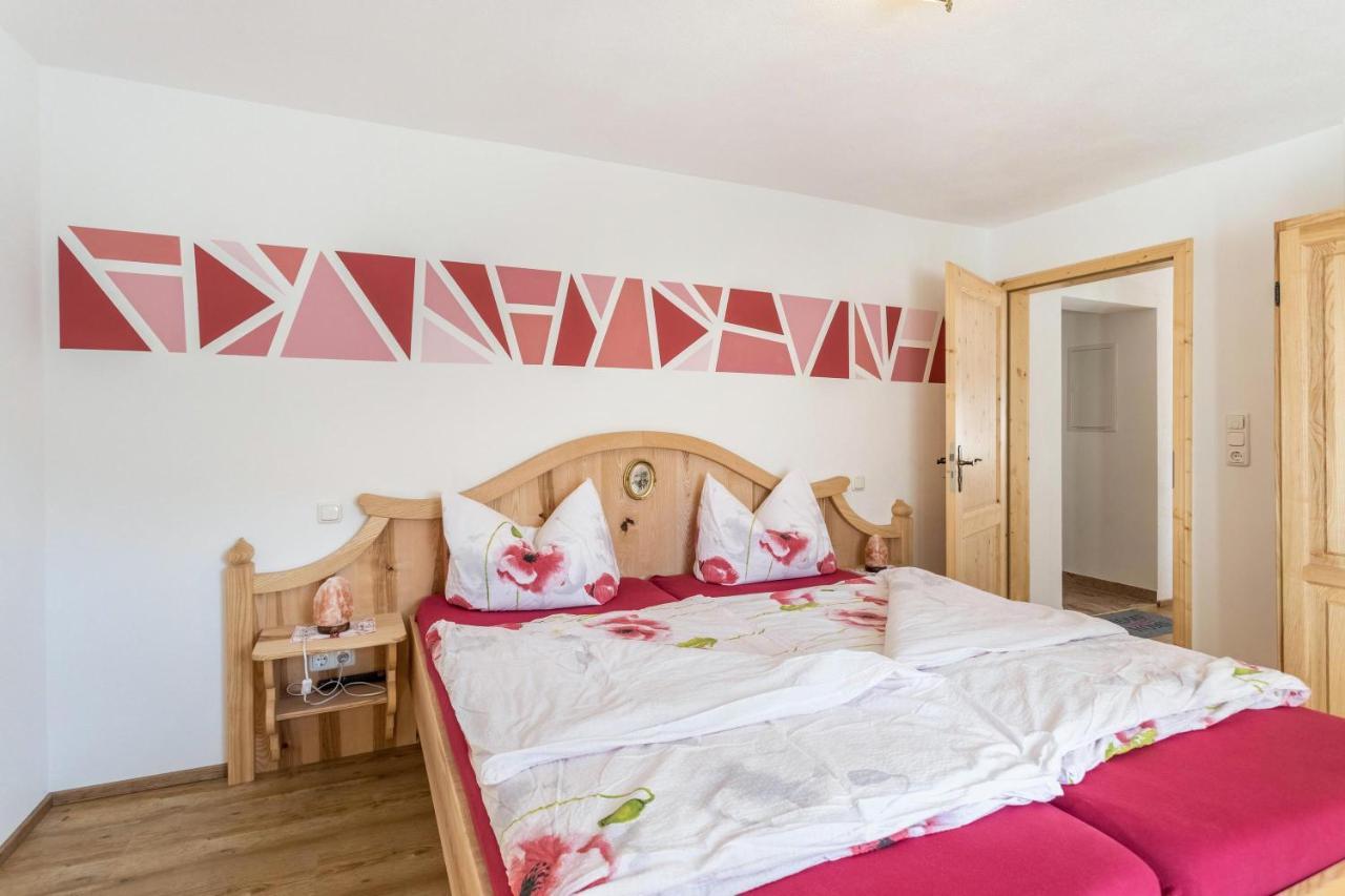 Ferienwohnung Granat มิทเทนวัลด์ ภายนอก รูปภาพ